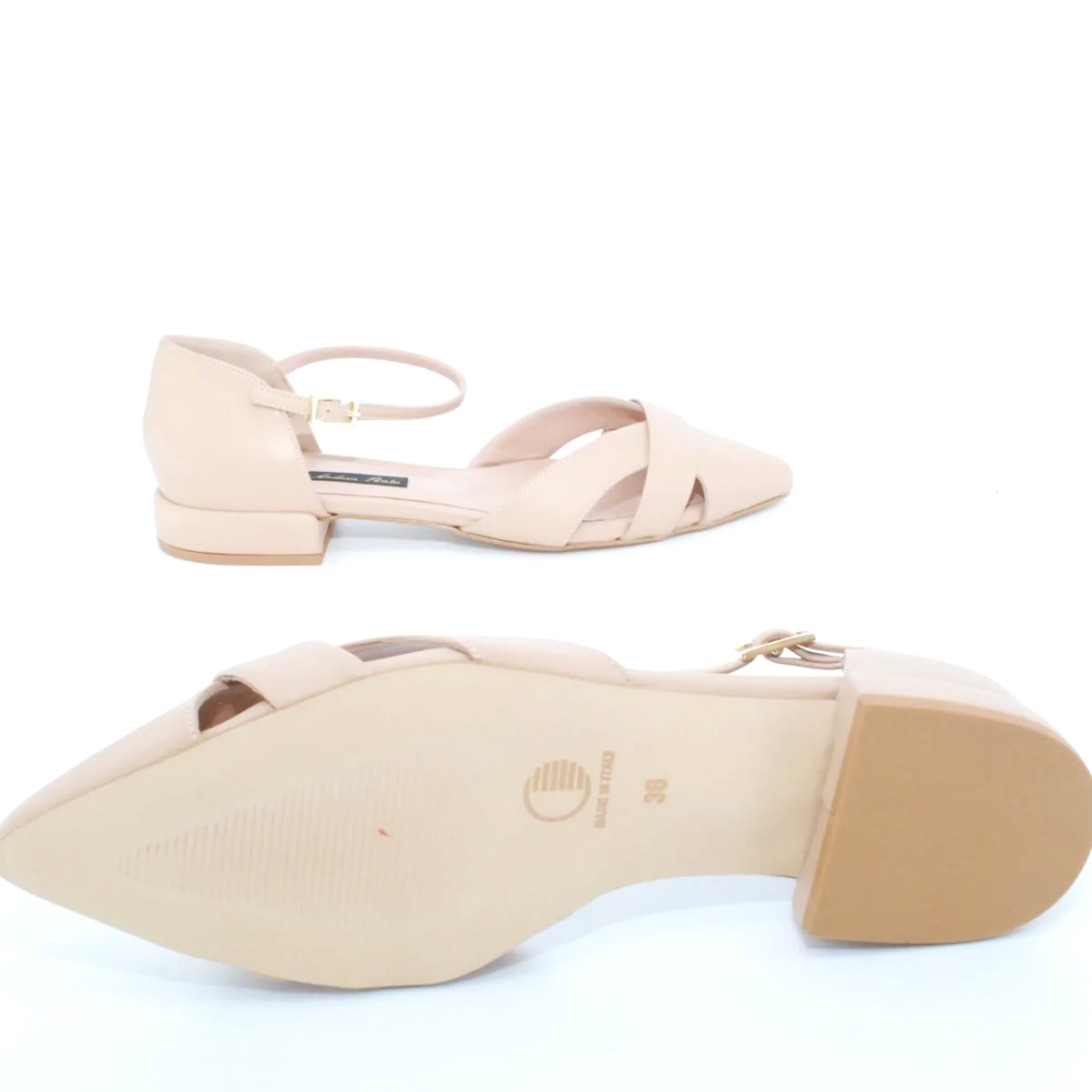 Ballerina Andrea Pinto