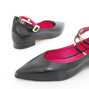 Ballerina Andrea Pinto