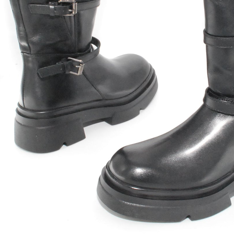 Anfibio Emanuelle Vee