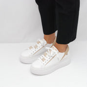 Sneakers Emanuelle Vee in pelle