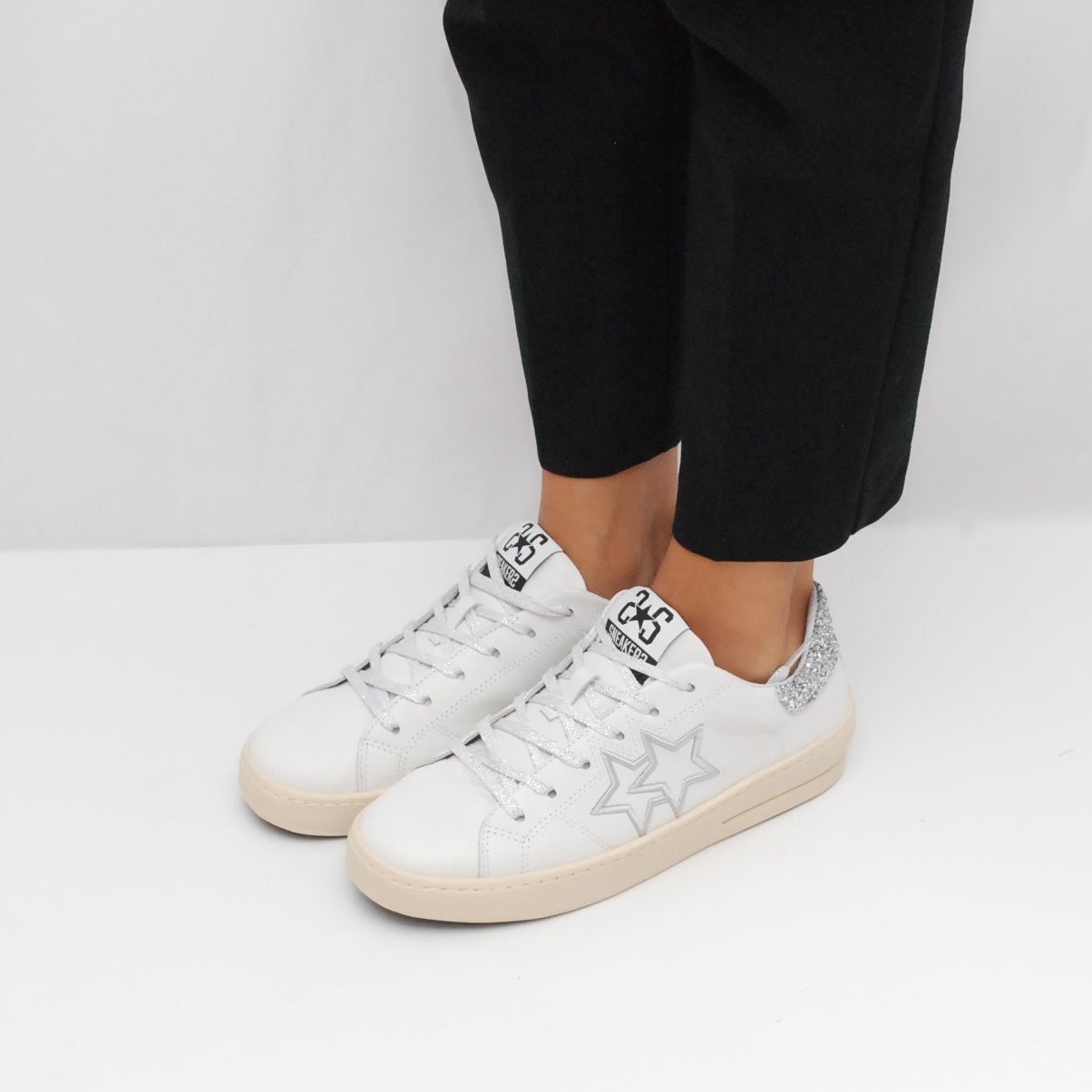 Sneakers Two Star in pelle