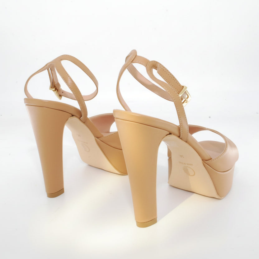 Sandalo Andrea Pinto