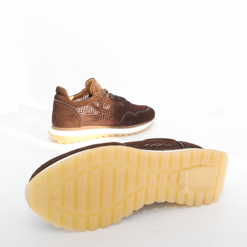 Sneakers Step