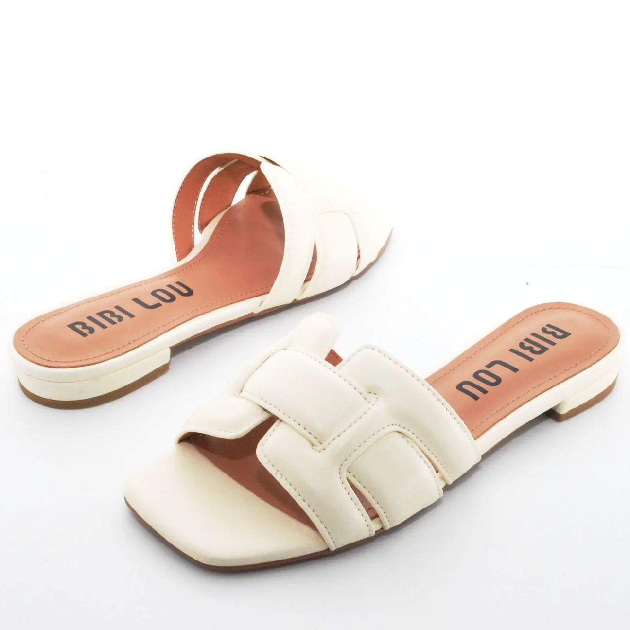 Sandali Bassi Sandali Bianchi Estivi Look Estivi Con Sandali Bassi