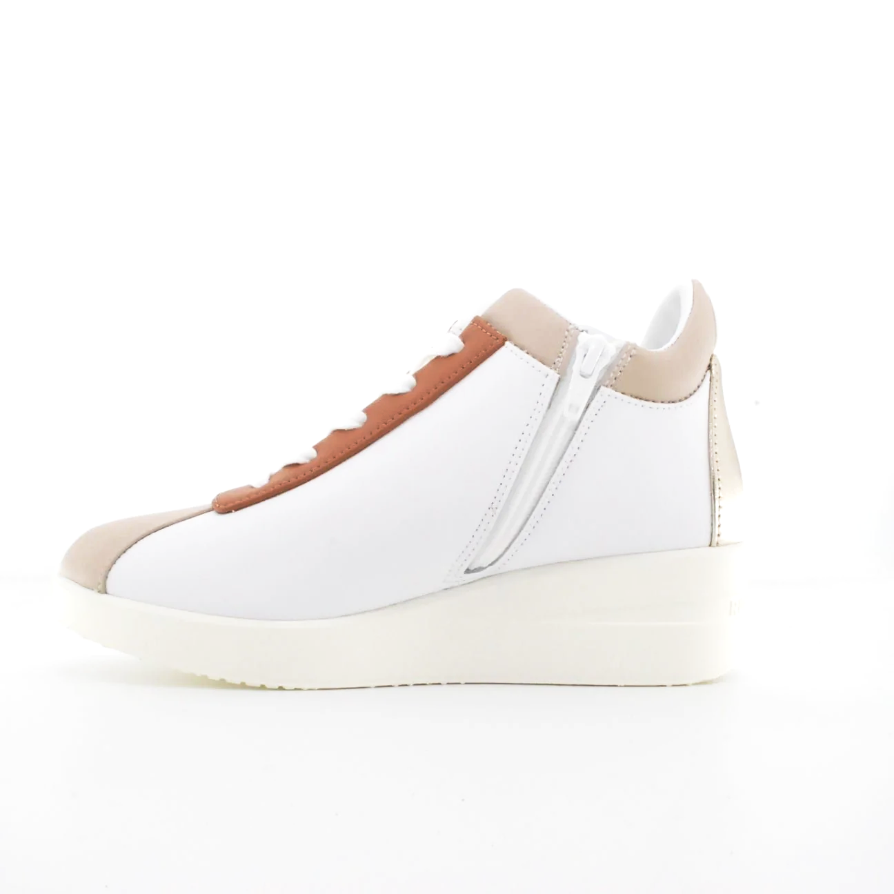 sneakers-agile-by-rucoline-sneakers-2_3275619b-9b18-4cf3-ba5d-542d961a663b.png