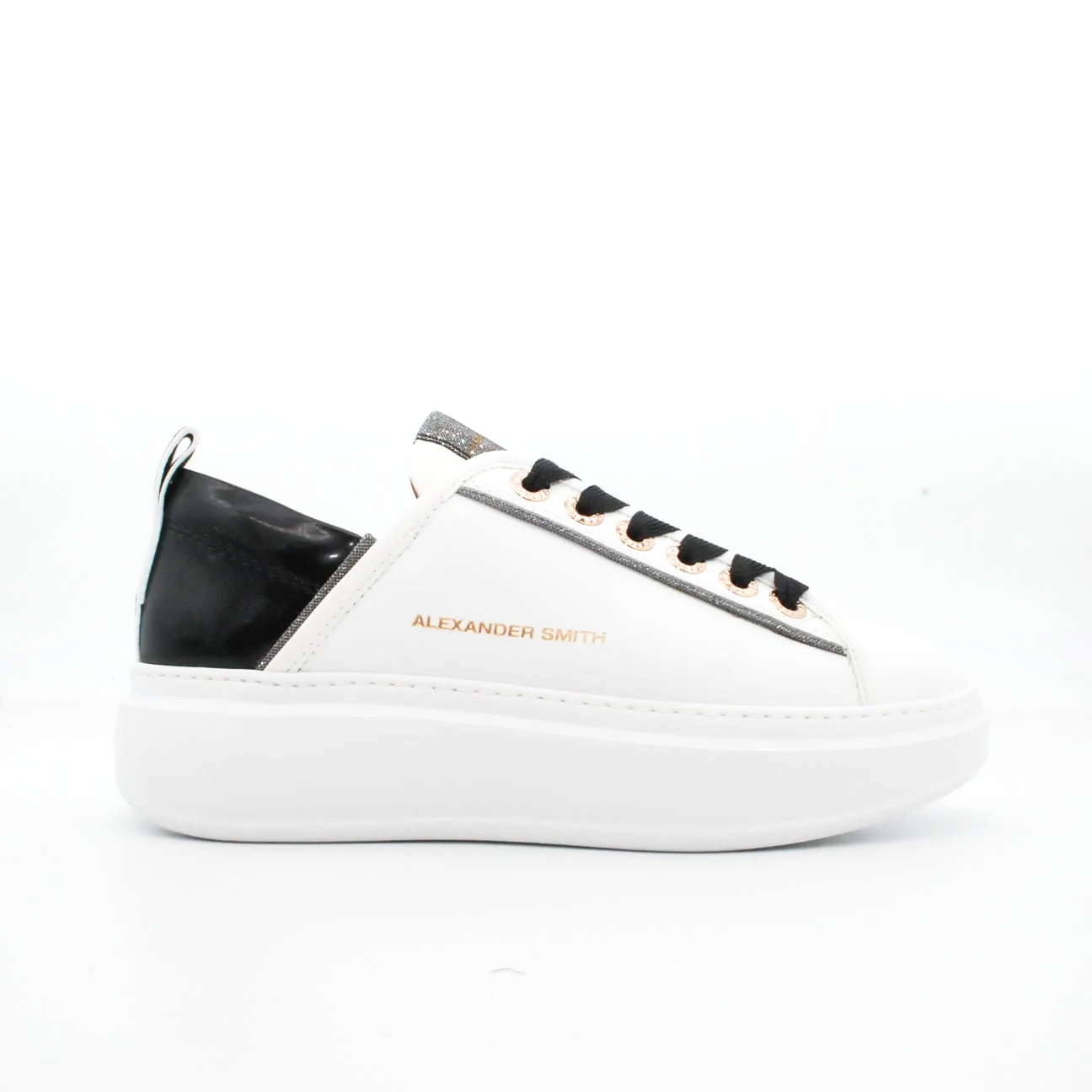 sneakers-alexander-smith-wembley-in-pelle-35-bianco-pelle-sneakers_aca3a369-935f-4d4a-9db4-7544f73b0136.png