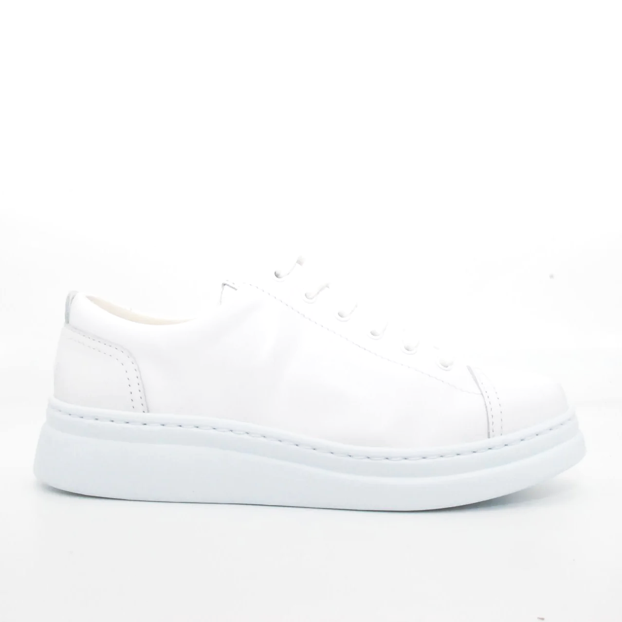 sneakers-camper-runner-up-in-pelle-35-bianco-pelle-sneakers_6d9a03e3-4091-457d-ae84-adc96aa74ada.png