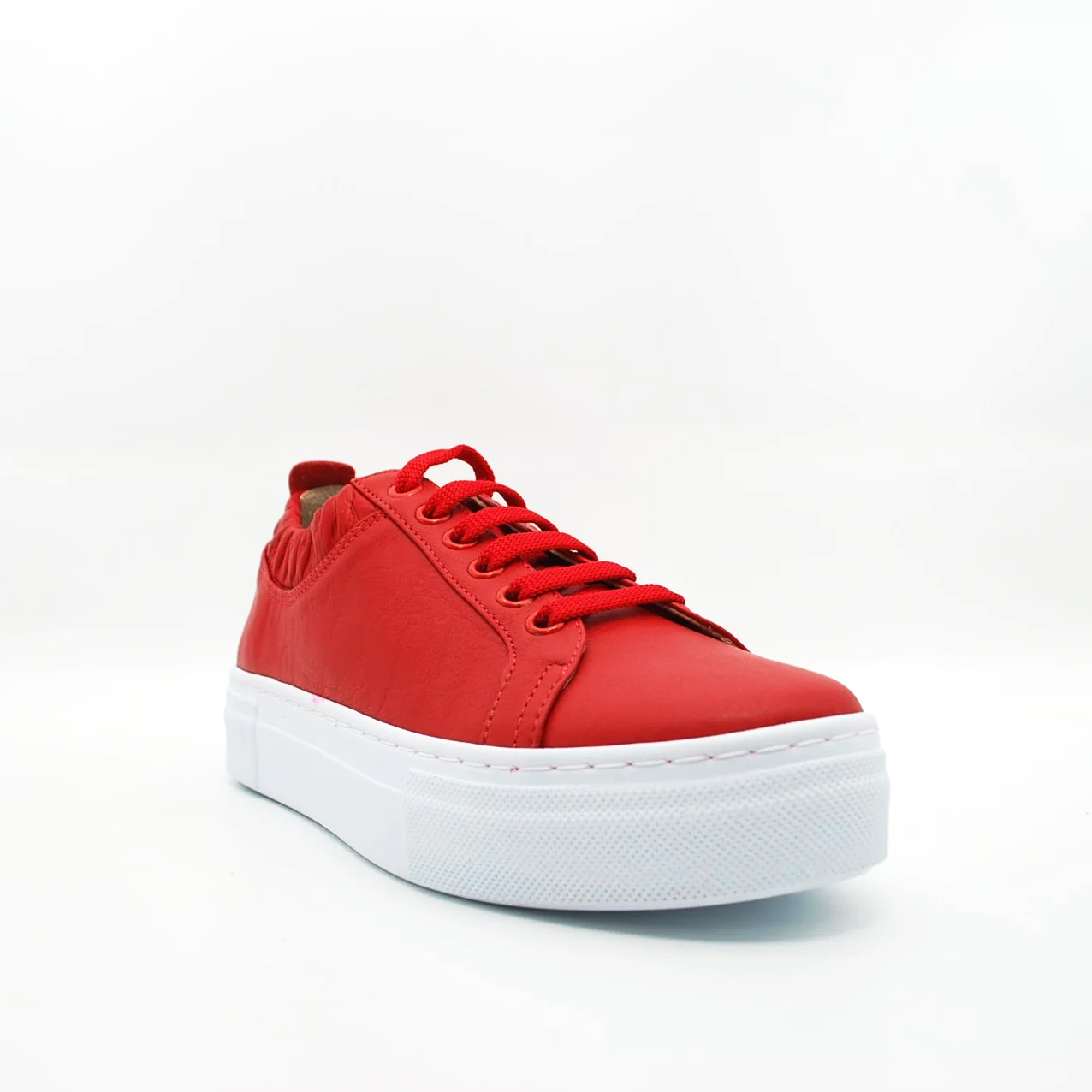 sneakers-wave-in-pelle-sneakers-2_c7205e58-3697-4fd1-ac54-e354a8f06474.png