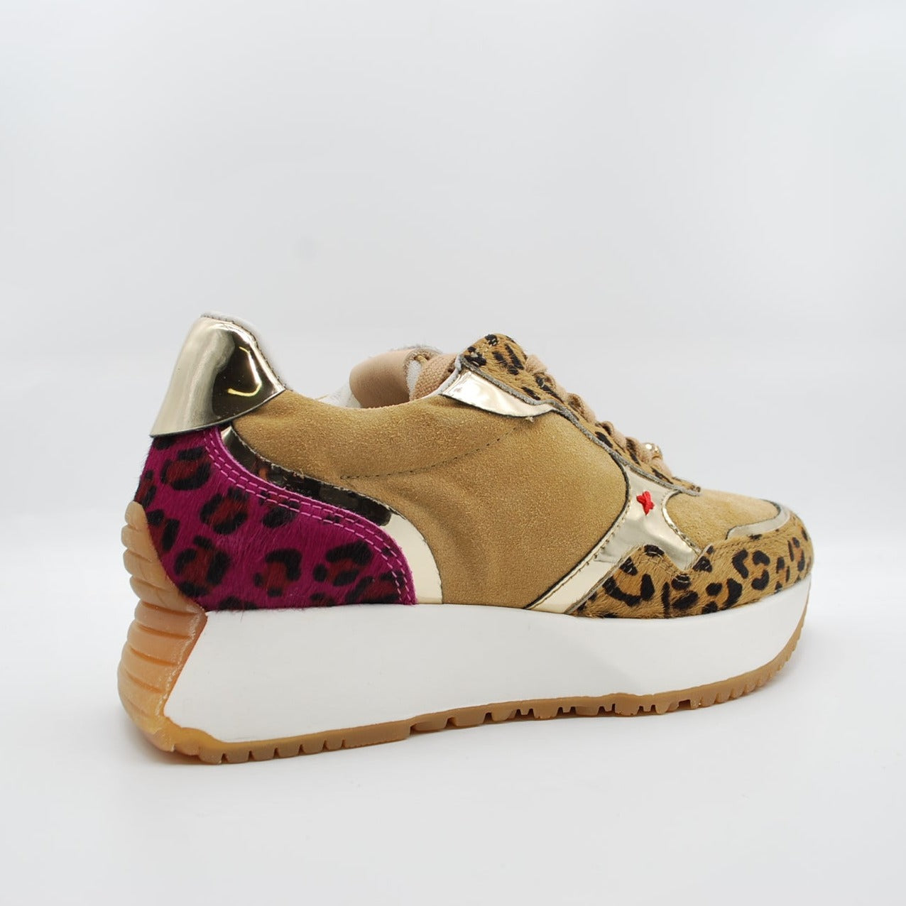 Sneakers Gio+ Gipsy in camoscio