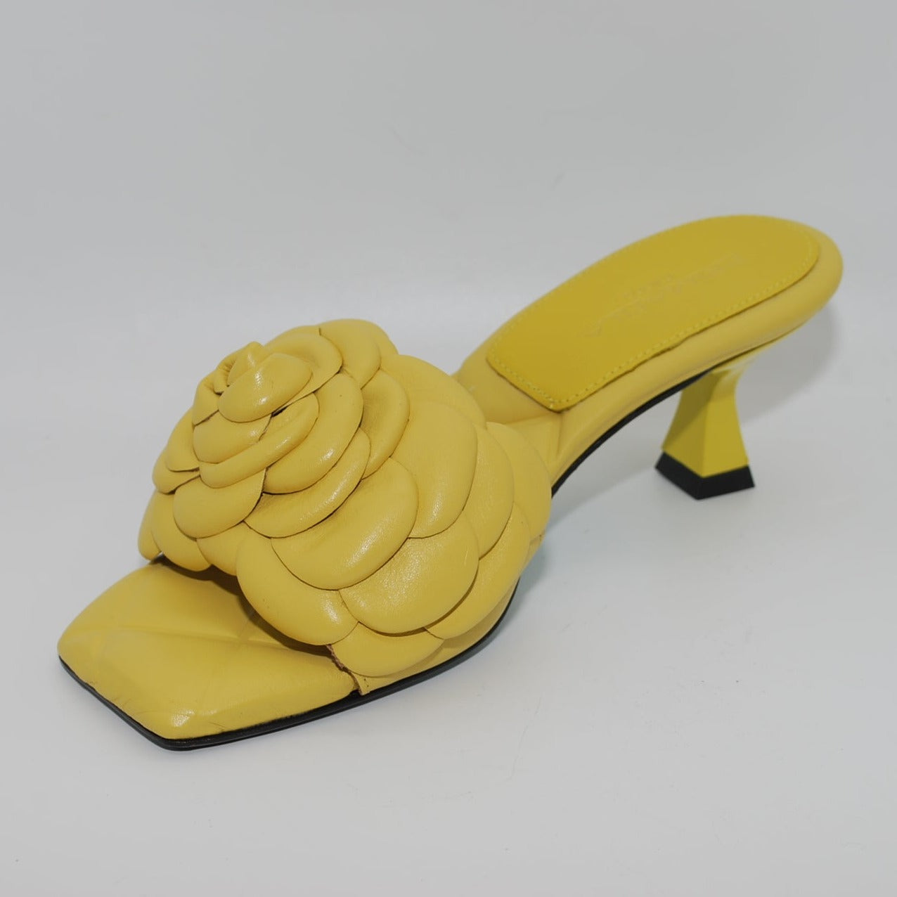 Nika Calzature | Sandalo Primafila in pelle con applicazione fiore